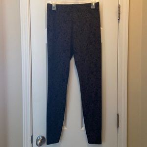 Cabi black & gray animal print leggings Size S